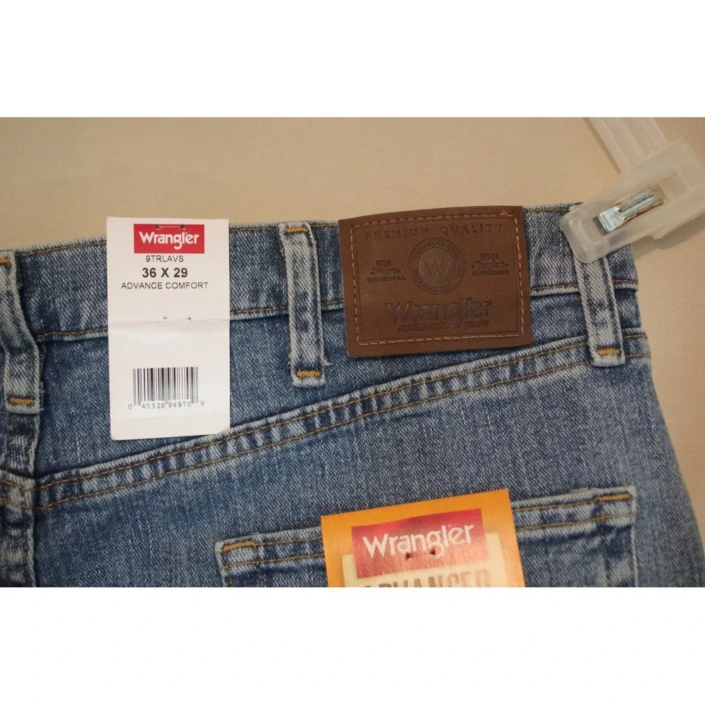 NWT Wrangler Men's 36x29‎ Advanced Comfort Relaxed Fit Jeans Blue Denim 9TRLAVS